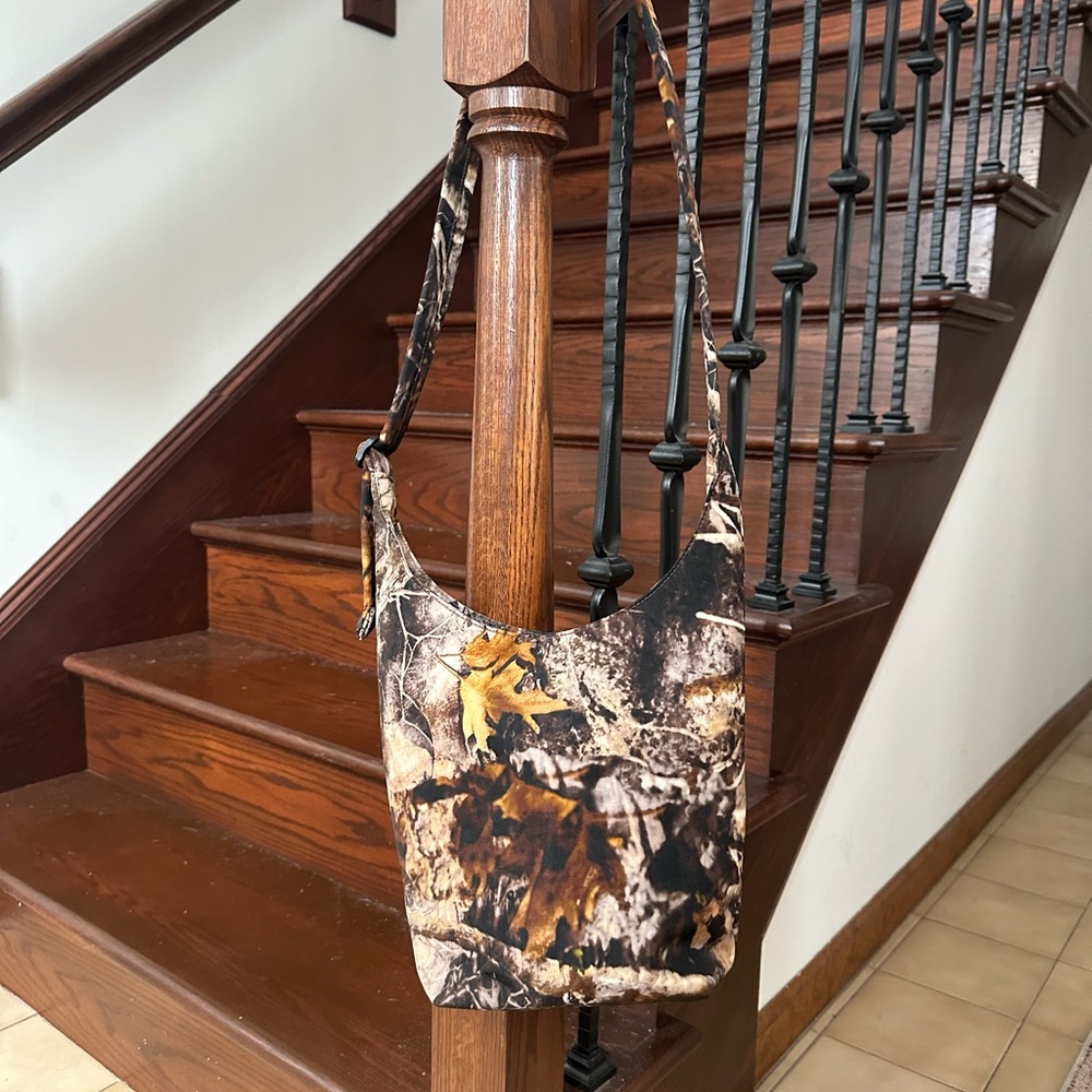 BAGGU Photo Forest Camo Crossbody Bag